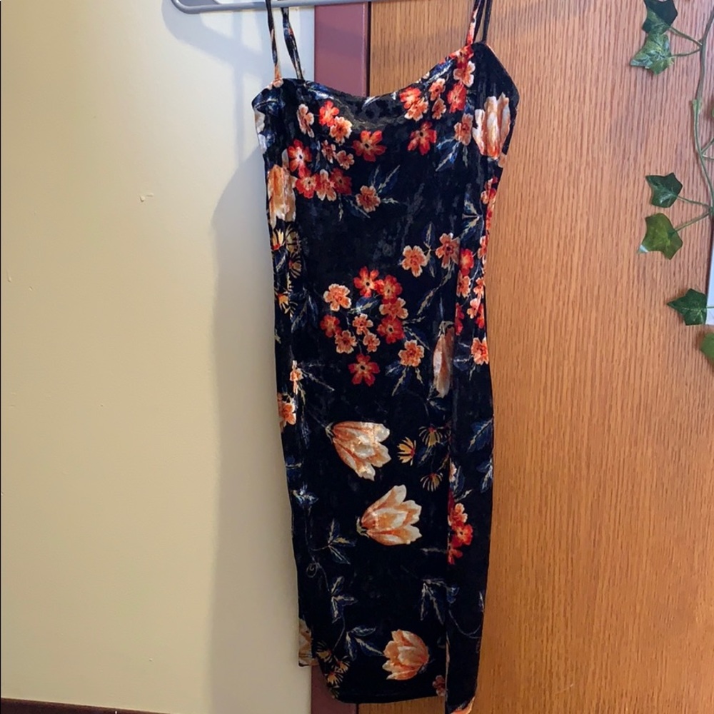 Velvet body on dress